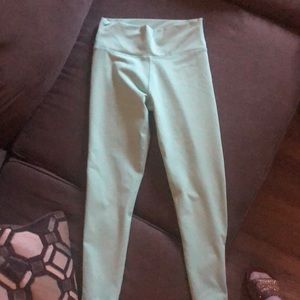 Fabletics Seamless Mint leggings